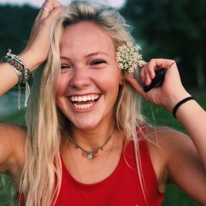 Meet your Posher, Sara